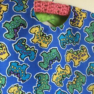 Bib for baby or toddler - Dinosaurs